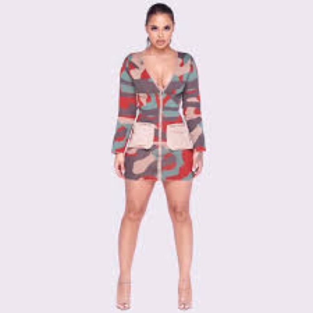 Rehab Lab | Zip Front Camo Army Military Style Bodycon Dress w/ Cargo Pockets - Picture 6 of 10